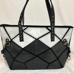 Heidi Bag Black and White Tote Geometric NWOT 🟡